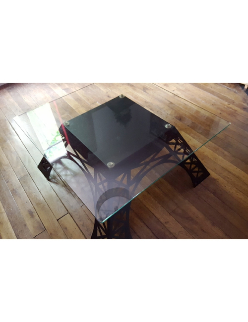 Table Eiffel Rose By Stilic Force So French
