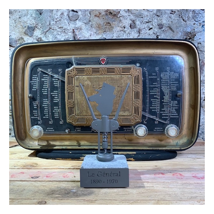 Le Général By Stilic Force So French