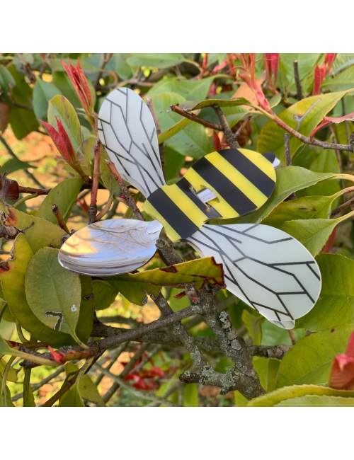 BABZZZ - la cuillère pour faire butiner bébé !