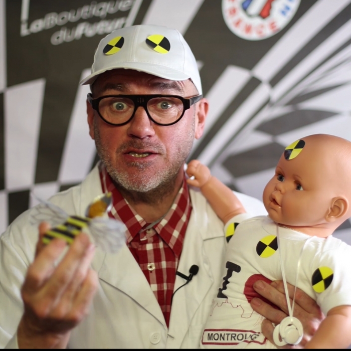 BABZZZ - la cuillère pour faire butiner bébé !